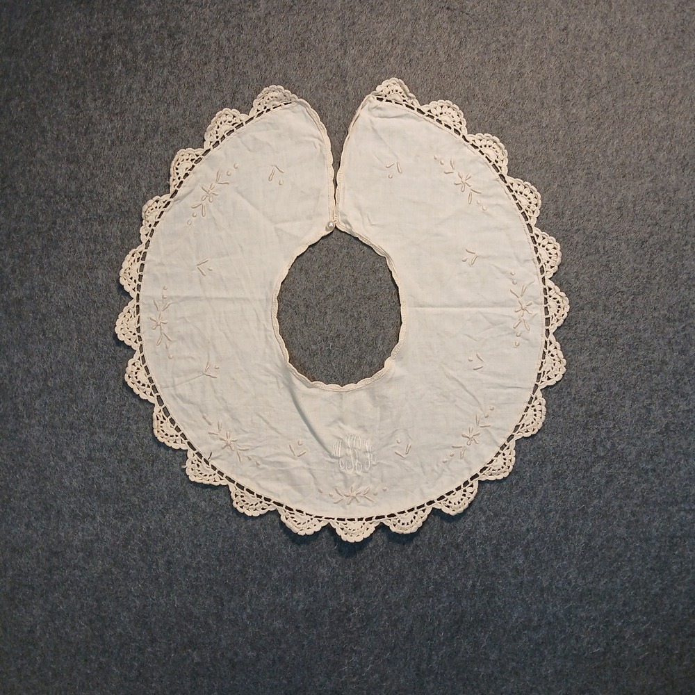 VTG ANN'S Embroidered Lace Monogram Collar 50s 100% cotton Pearl retro classic
